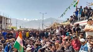 Ladakh and Sonam Wangchuk's Sixth Schedule Movement - A lonely dusty road to Ladakh